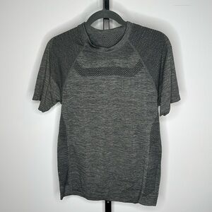 Men's Short Sleeve Performance Tee - Gray